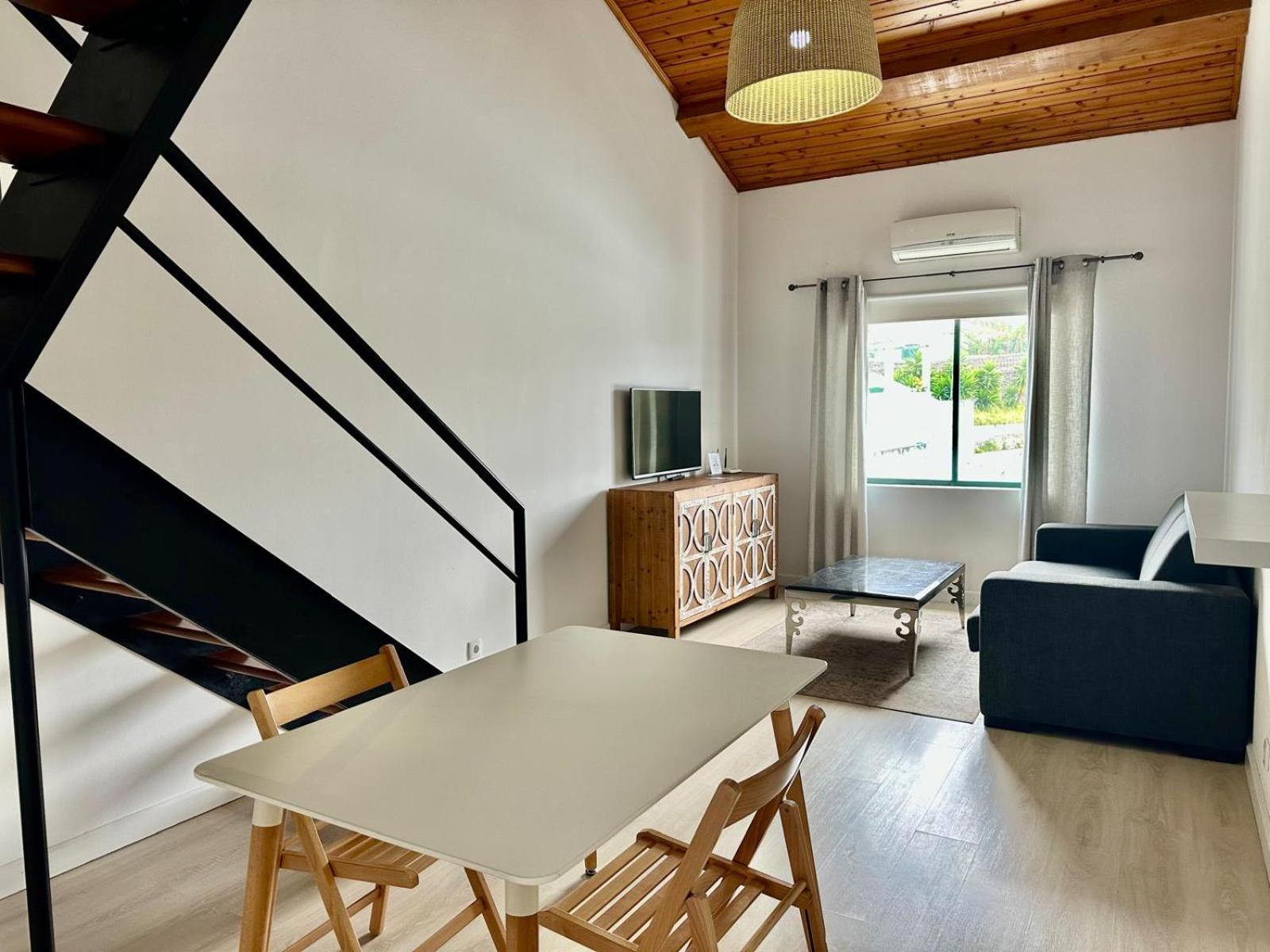 Azores Pedra Apartments - T0 E T1 ポンタ・デルガダ エクステリア 写真