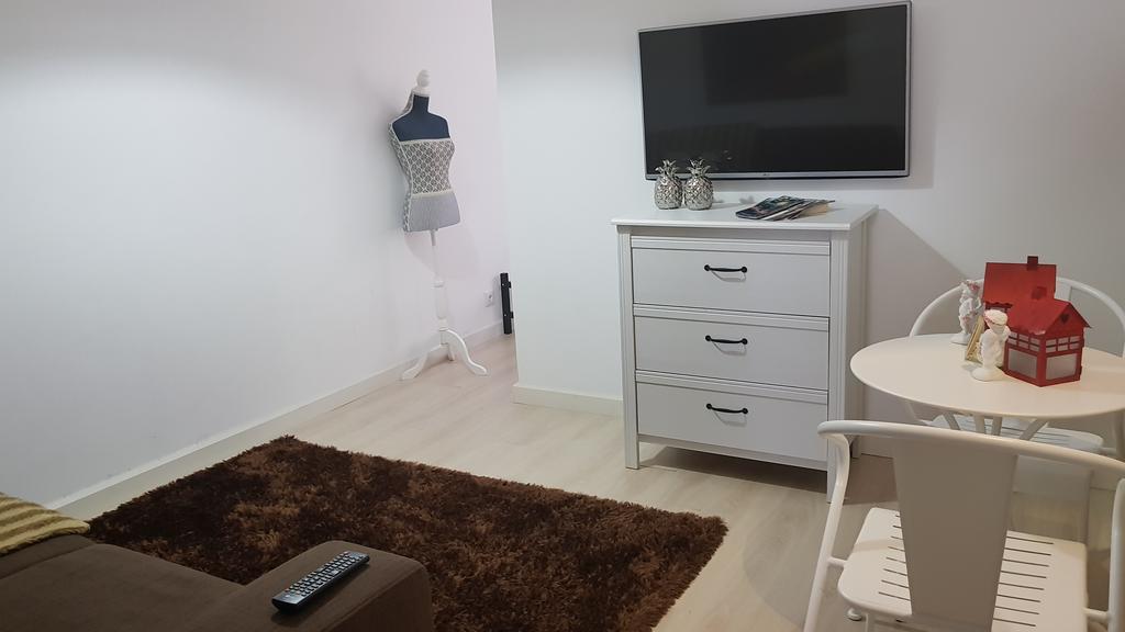 Azores Pedra Apartments - T0 E T1 ポンタ・デルガダ エクステリア 写真